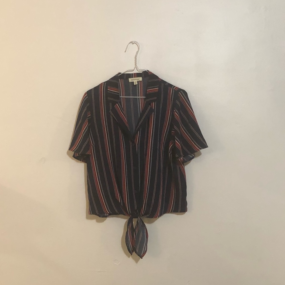 Montessori Los Angeles, size XL, button down